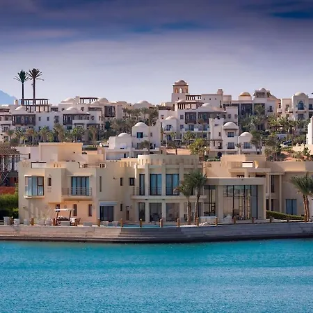 Modern 1 Bedroom Apartment In Ancient Sands